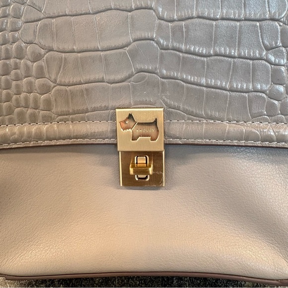 Radley London Light Grey Leather
Crossbody Bag - Picture 2 of 10
